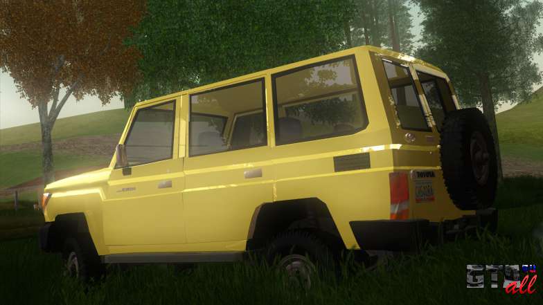 Toyota Land Cruiser Machito 2013 6Puertas 4x4 для GTA San Andreas вид сзади