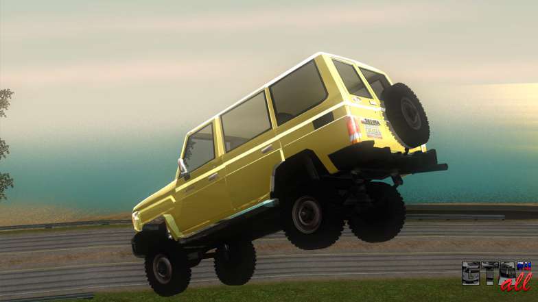 Toyota Land Cruiser Machito 2013 6Puertas 4x4 для GTA San Andreas в полете