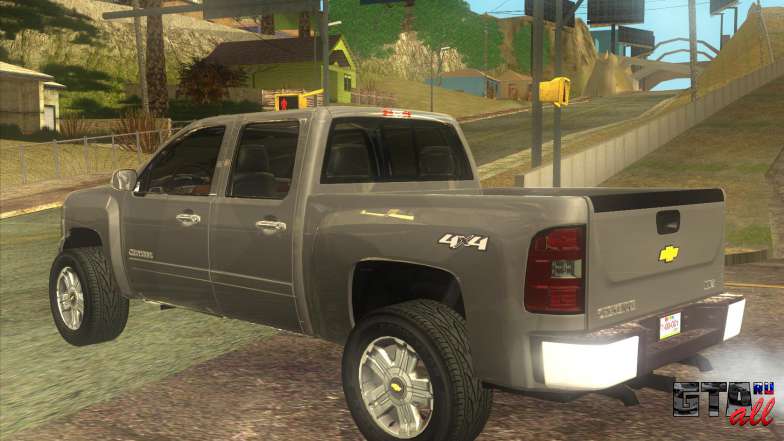 Chevrolet Cheyenne LT 2012 вид слева