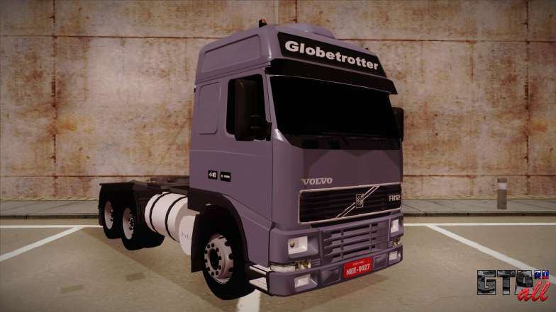 Volvo FH12 Globetrotter вид спереди