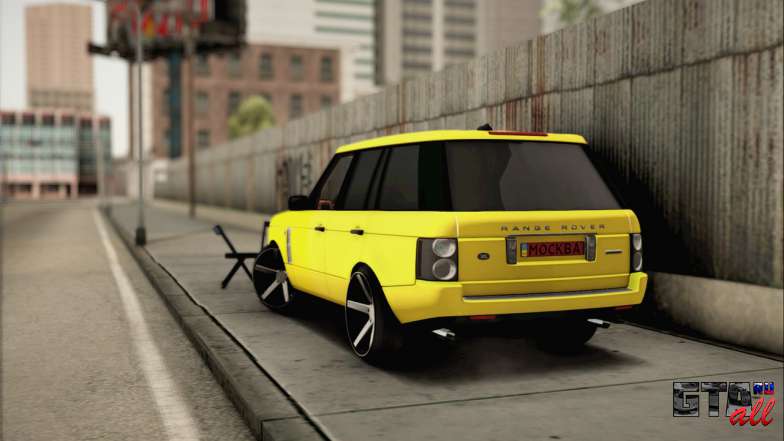 Land Rover Range Rover Gold Vossen вид сзади