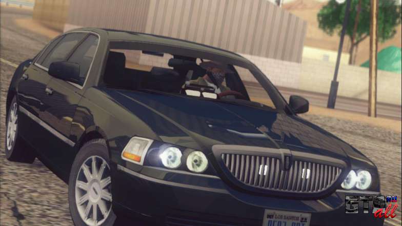 Lincoln Town Car 2010 для GTA San Andreas вид спереди