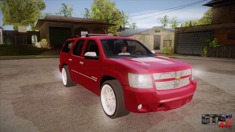 Chevrolet Tahoe LTZ 2013 Custom для GTA San Andreas передняя часть