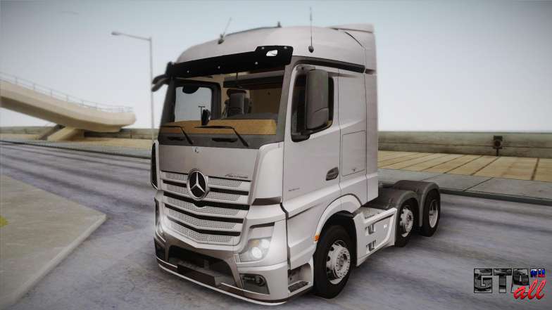 Mercedes-Benz Actros Mp4 6x2 v2.0 Steamspace для GTA San Andreas вид спереди