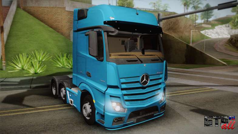 Mercedes-Benz Actros Mp4 6x2 v2.0 Gigaspace для GTA San Andreas вид спереди