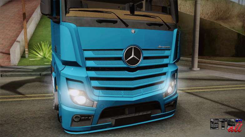 Mercedes-Benz Actros Mp4 6x2 v2.0 Gigaspace для GTA San Andreas капот