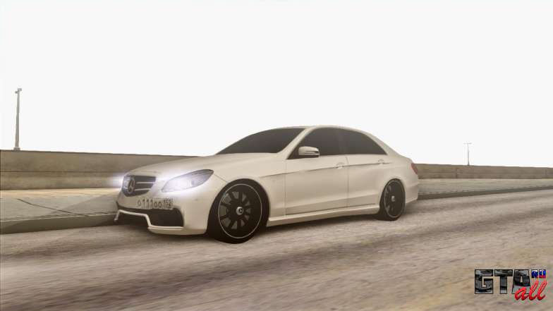 Mercedes-Benz E63 v.2 для GTA San Andreas вид спереди