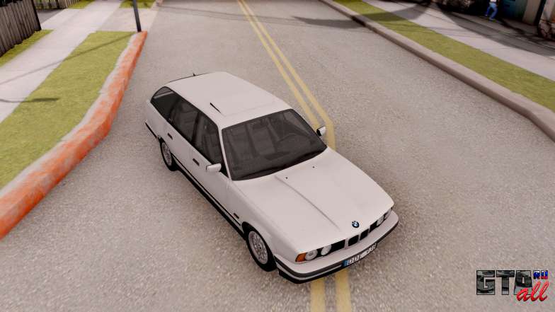 BMW 5-er E34 Touring Stock для GTA San Andreas общий вид