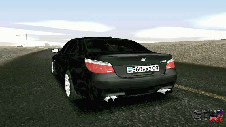 BMW M5 E60 для GTA San Andreas вид сзади