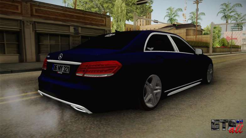 Mercedes-Benz E250 Noyan для GTA San Andreas задняя часть