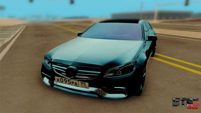 Mercedes-Benz E500 для GTA San Andreas передняя часть