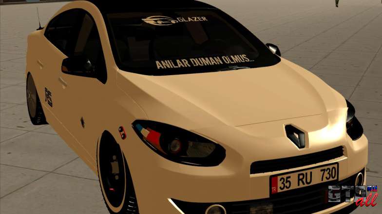 Renault Fluence для GTA San Andreas вид спереди