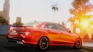 Mercedes-Benz E-class AMG IV для GTA San Andreas - вид сзади