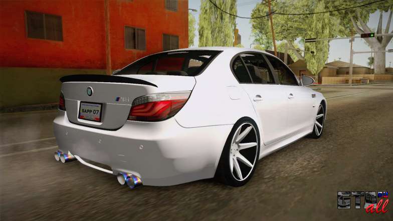 BMW M5 E60 для GTA San Andreas - вид сзади