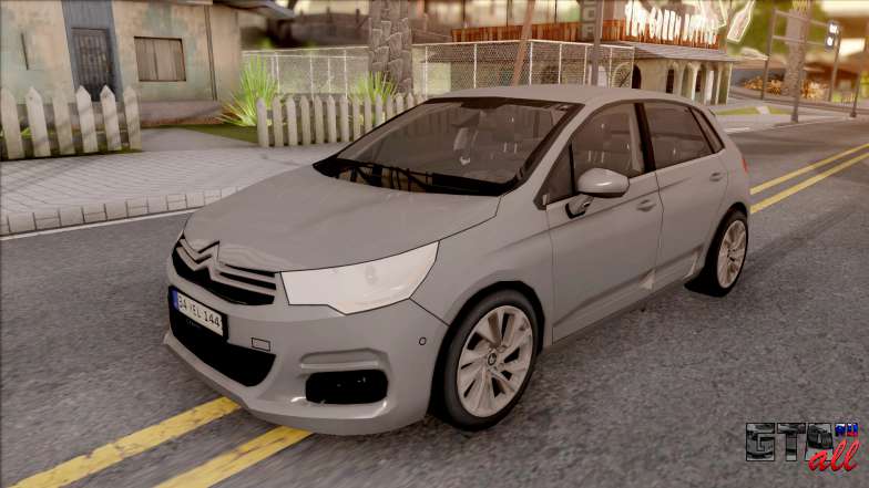 Citroen C4 2012 для GTA San Andreas - вид спереди