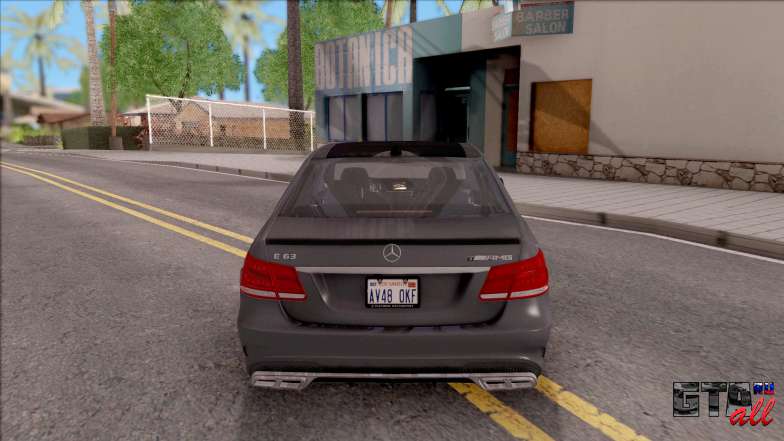 Mercedes-Benz E63 AMG для GTA San Andreas - вид сзади