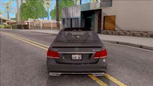 Mercedes-Benz E63 AMG для GTA San Andreas - вид сзади