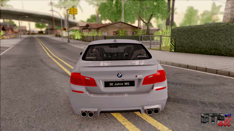 BMW M5 F10 30 Jahre для GTA San Andreas - вид сзади