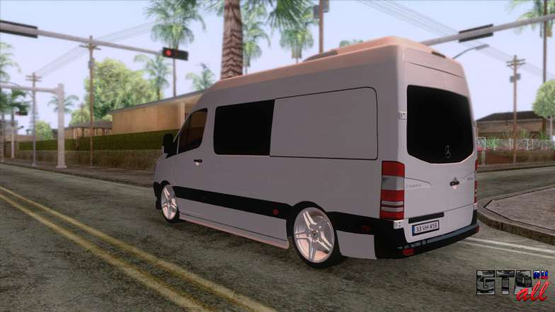 Mercedes-Benz Sprinter 2014 для GTA San Andreas - экстерьер