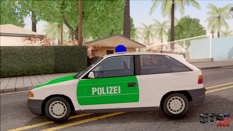 Opel Astra F Polizei для GTA San Andreas - вид сбоку