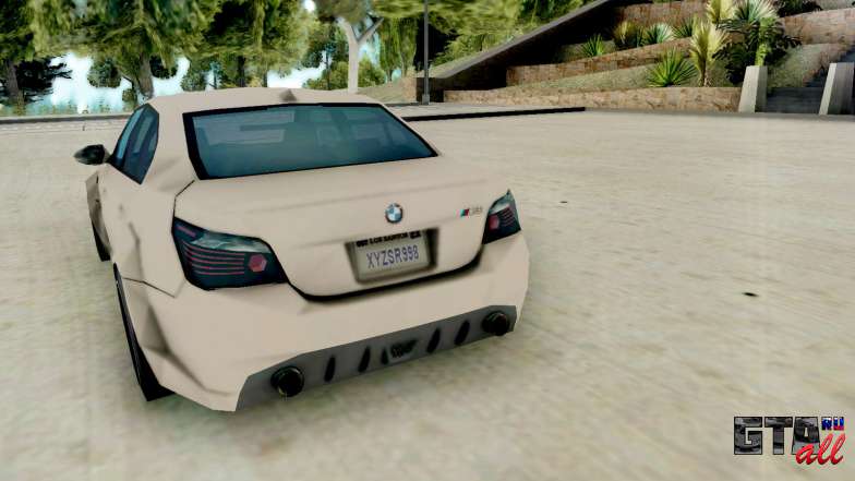 BMW M5 E60 Lumma Edition для GTA San Andreas - вид сзади