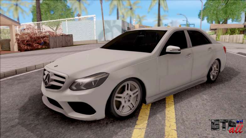 Mercedes-Benz E250 для GTA San Andreas - вид спереди