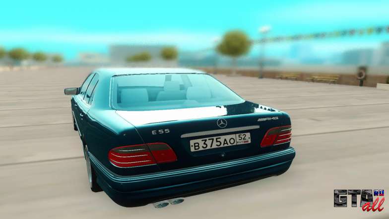 Mercedes-Benz E55 AMG для GTA San Andreas - вид сзади