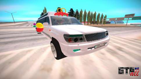 Toyota Land Cruiser 100 для GTA San Andreas - вид спереди