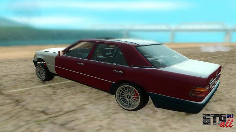 Mercedes-Benz W124 для GTA San Andreas - вид сбоку